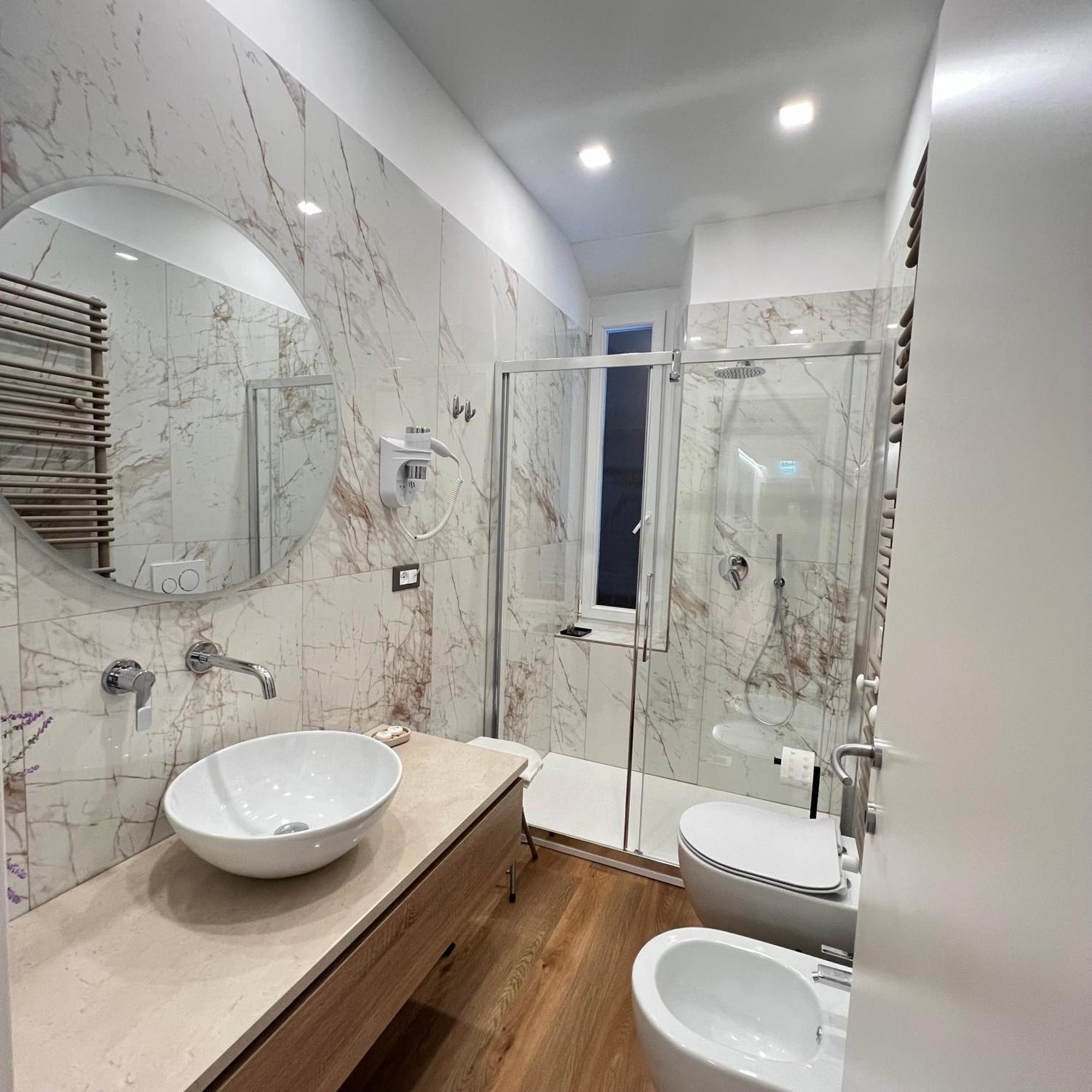 Sunrise Rooms La Spezia Exterior foto