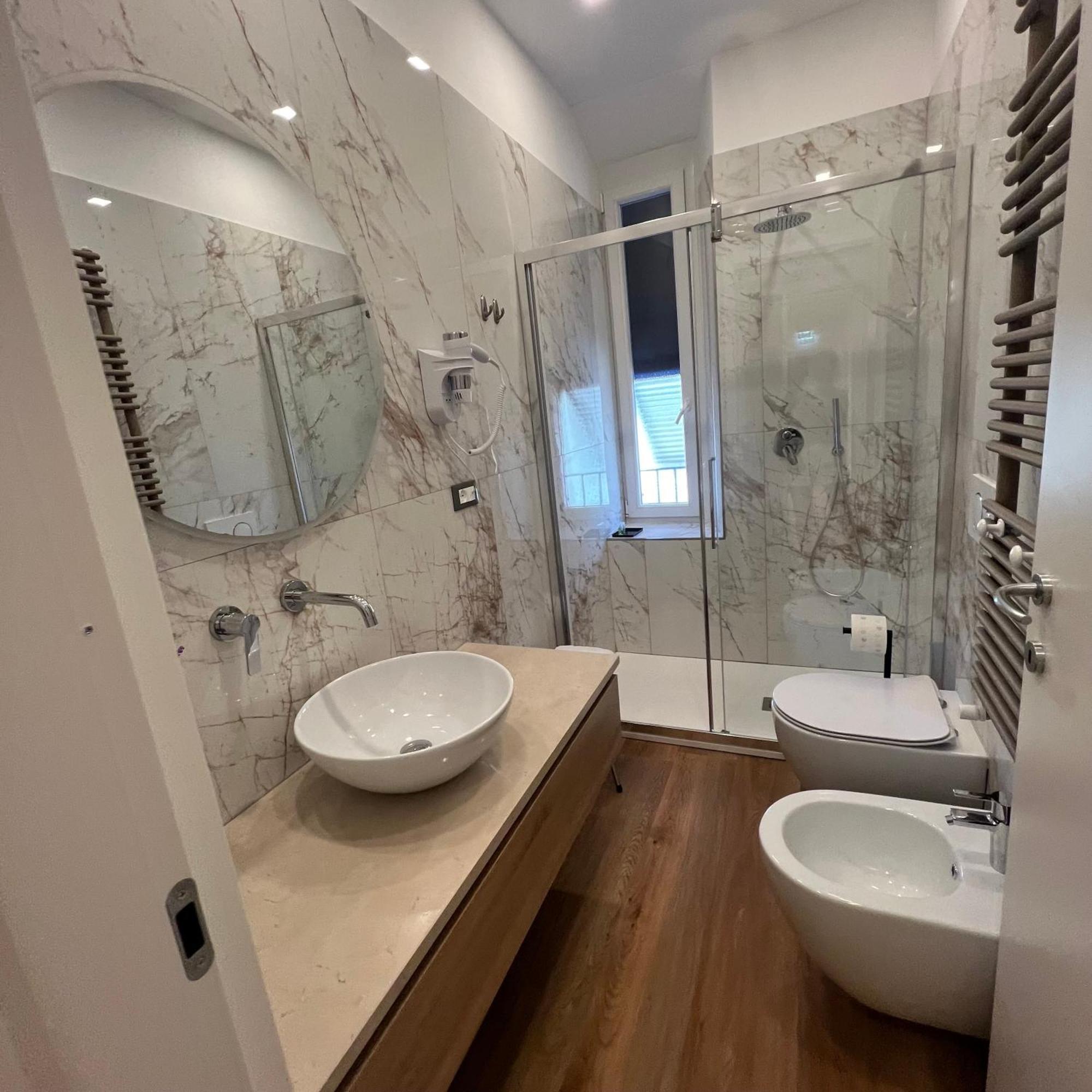 Sunrise Rooms La Spezia Exterior foto