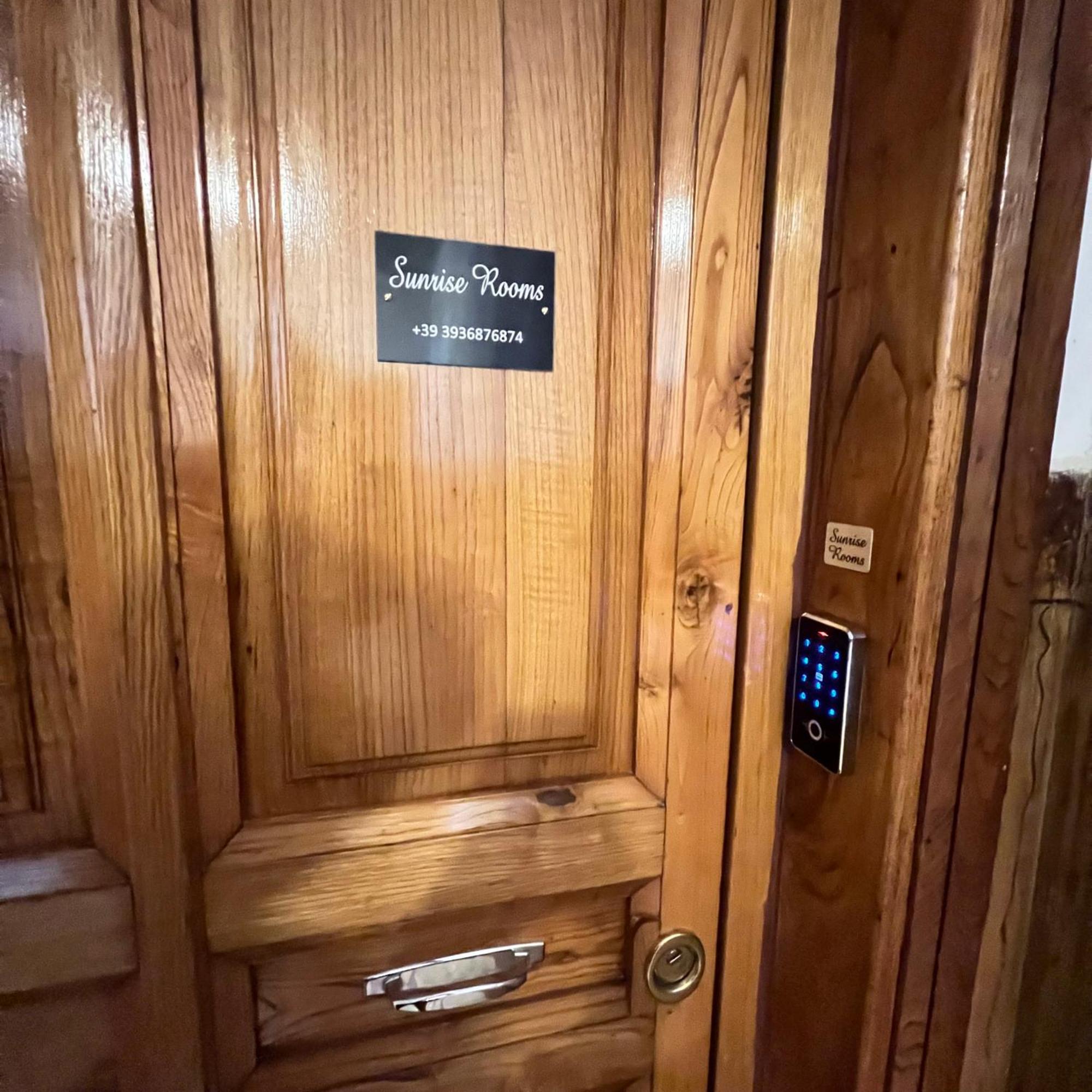 Sunrise Rooms La Spezia Exterior foto