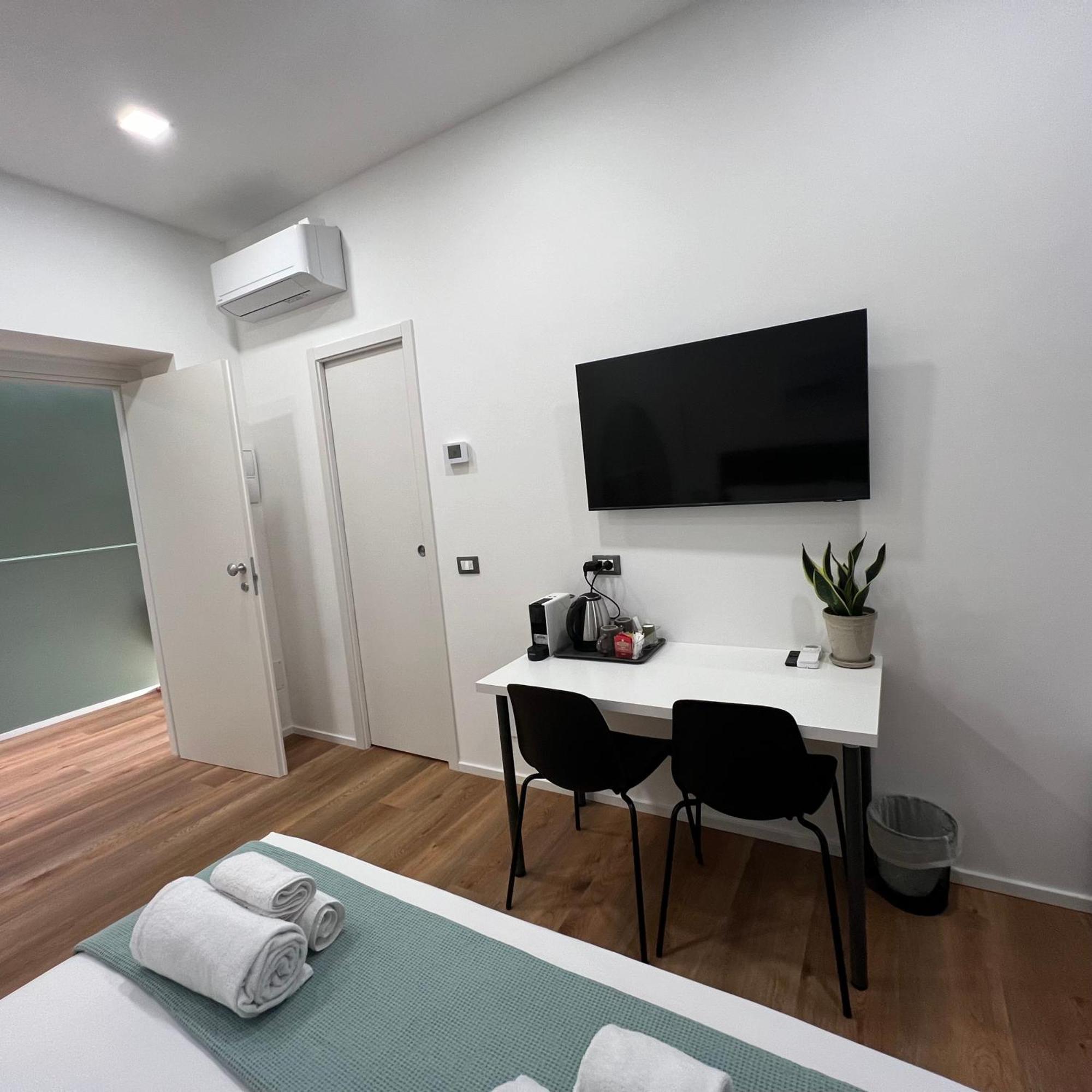 Sunrise Rooms La Spezia Exterior foto